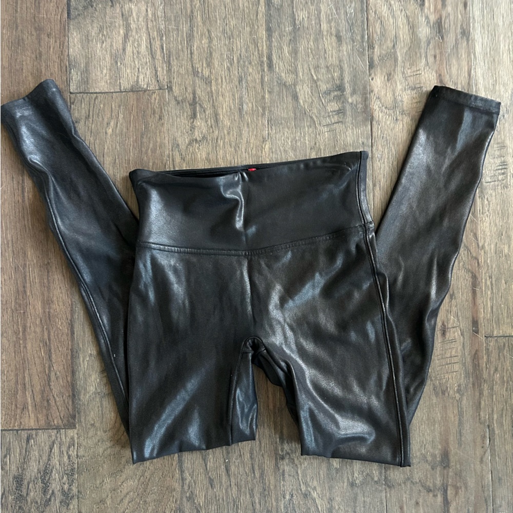Spanx Black Faux Leather Leggings Small Shaping - Picture 4 of 6